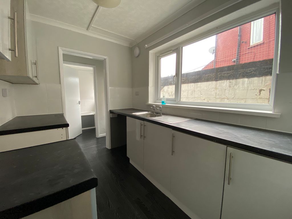 Additional image 4 of 3 bed terraced house to rentBeauchamp Street, Scunthorpe DN16