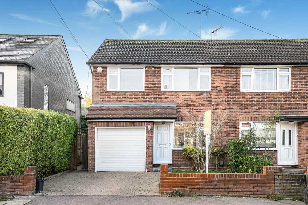 Property photo 1 of 15 External