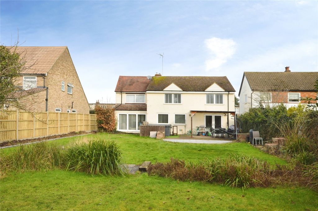 Property photo 1 of 22 Picture No. 08