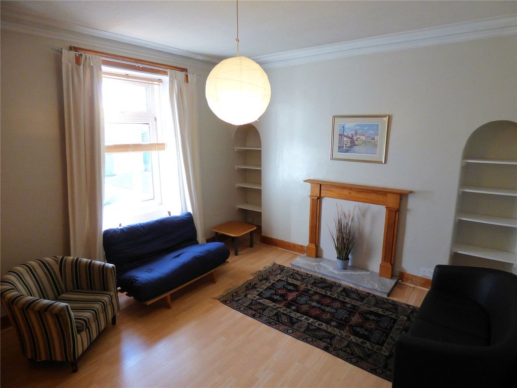 Property photo 2 of 7 Photo 2