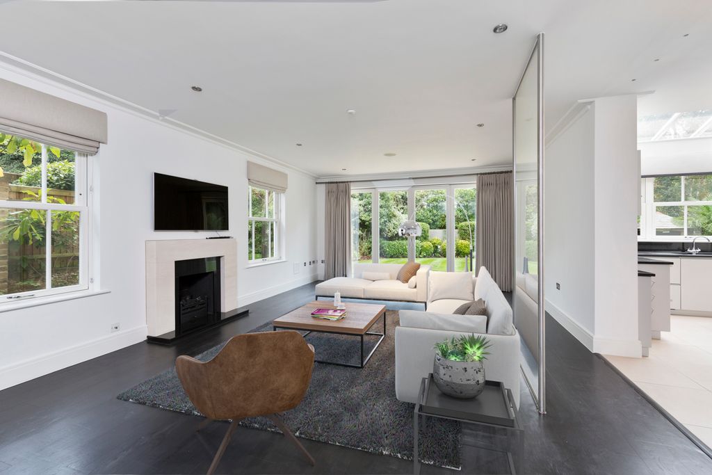 Property photo 3 of 10 Furniture Pack 3055