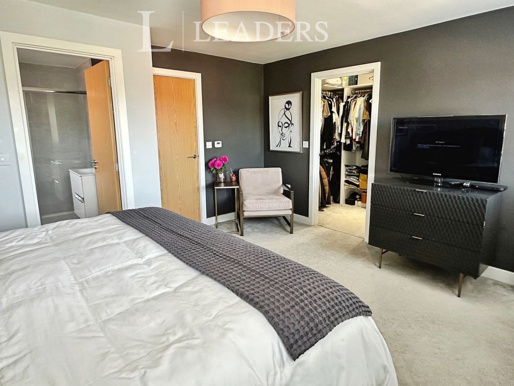 Property photo 3 of 22 Pbox-Img.Jpg