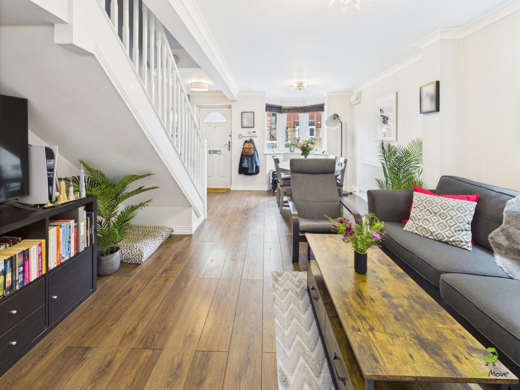 Property photo 2 of 8 Living Room 3 James Hillier Ewemove Bexley And Dar