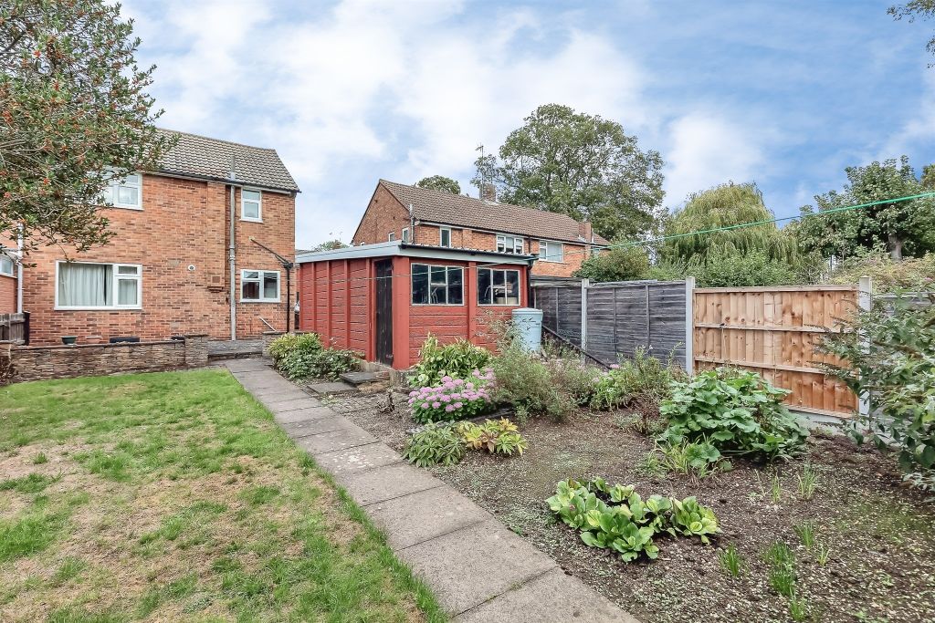 Property photo 2 of 34