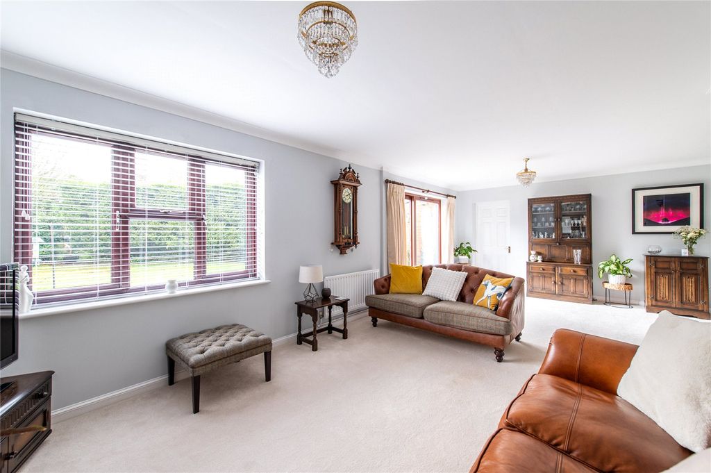 Property photo 2 of 34 Picture No. 41