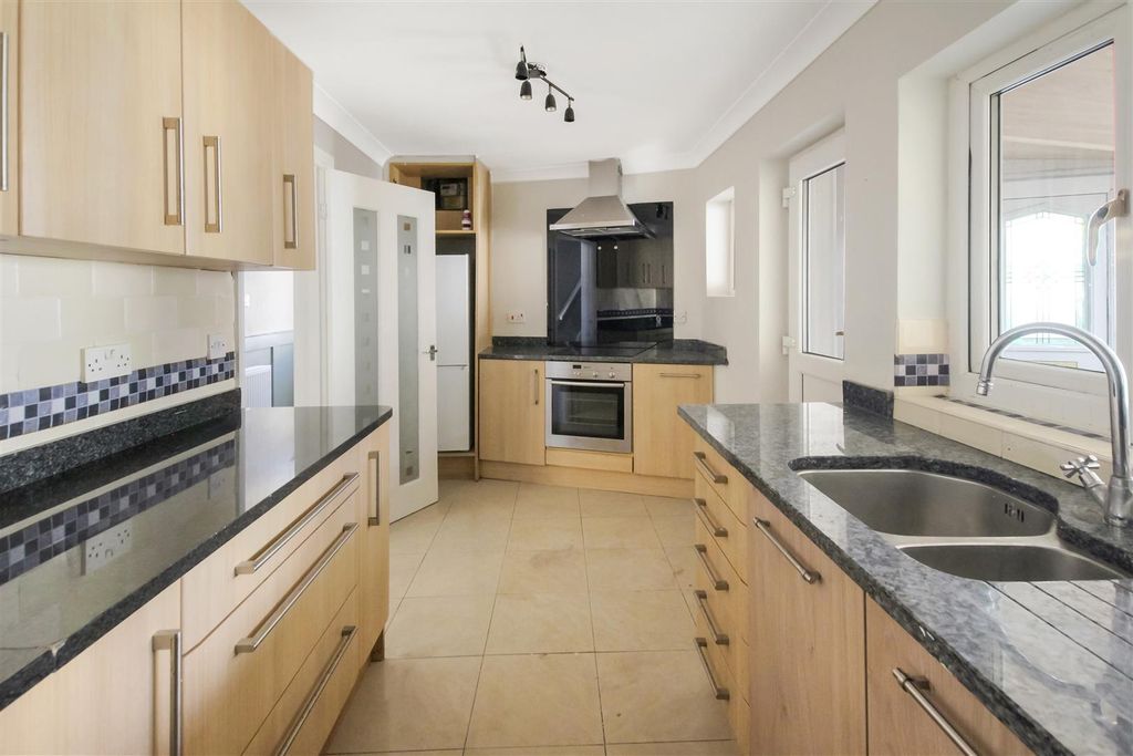 Property photo 3 of 12 Img_6583.Jpg
