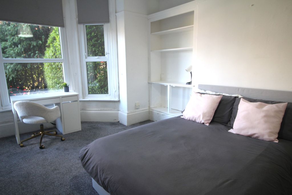 Property photo 1 of 4