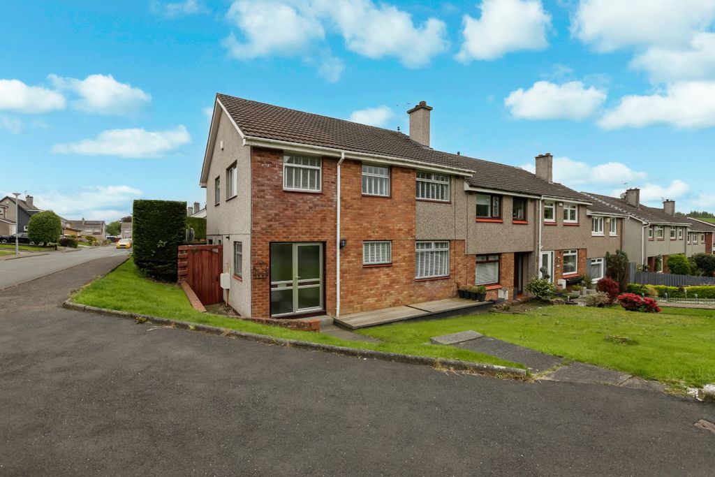 Property photo 1 of 16 External