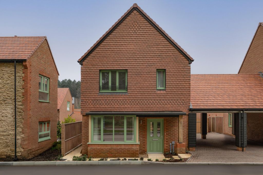 Property photo 1 of 15 External
