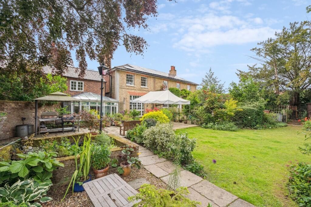 Property photo 1 of 6 284258_Fend_Img_06_0000.Jpeg