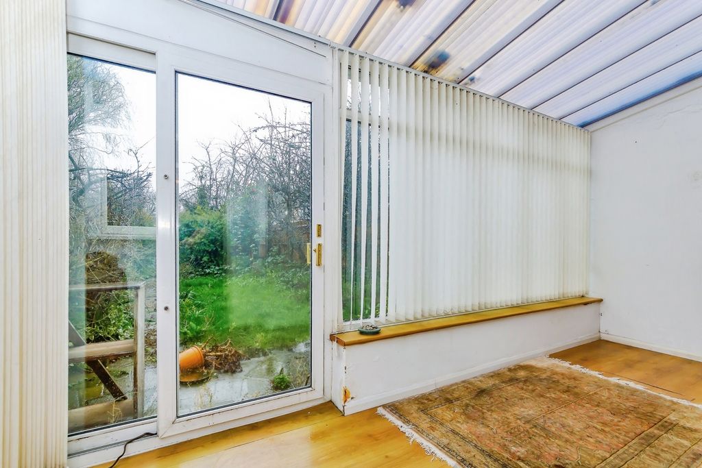 Property photo 3 of 20 Pbox-Img.Jpg