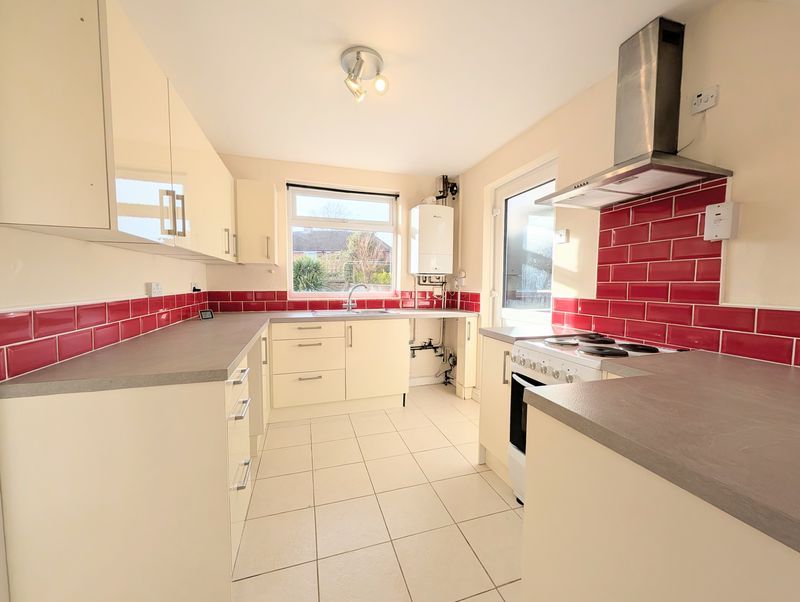 Property photo 2 of 13 Kitchen