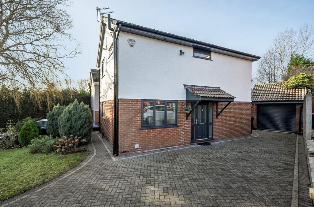 Property photo 1 of 19 1393089-1-69492d3A83Fcc.Jpg