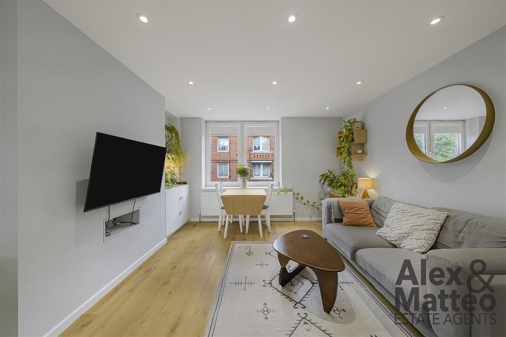 Property photo 3 of 16 Cherry Garden Street