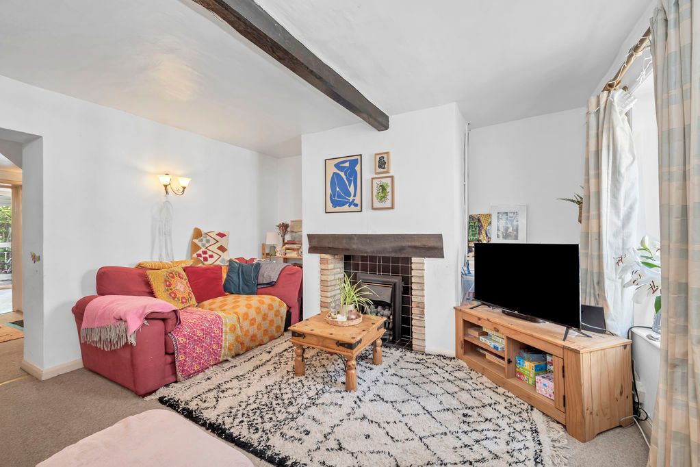 Property photo 3 of 13 Sitting Room