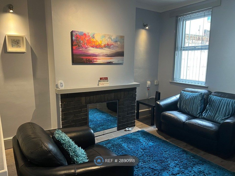 Property photo 1 of 14 Lounge