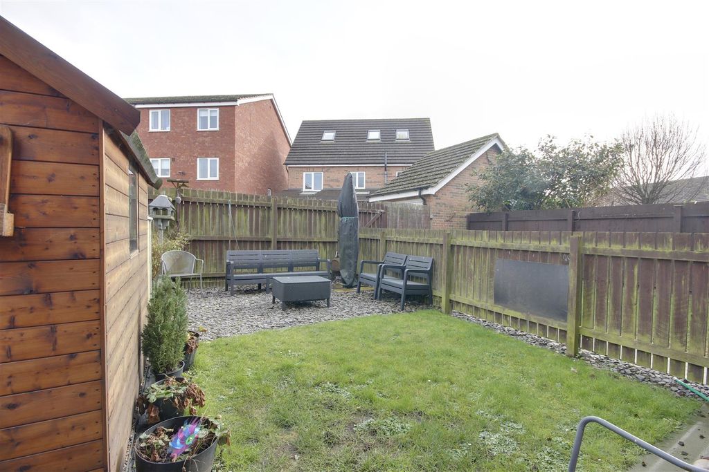 Property photo 3 of 14 Outside
