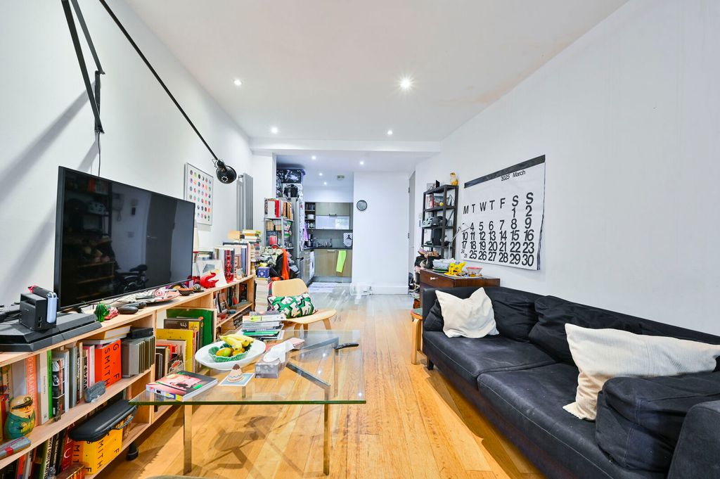Property photo 1 of 15