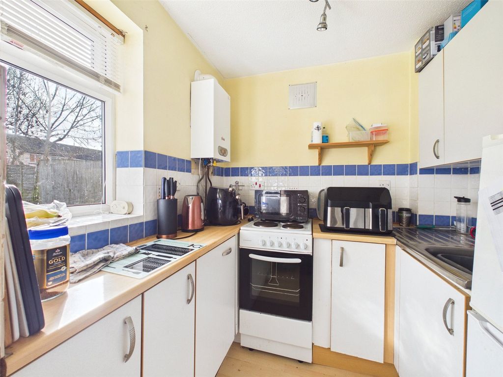 Property photo 3 of 6 Picture No. 06