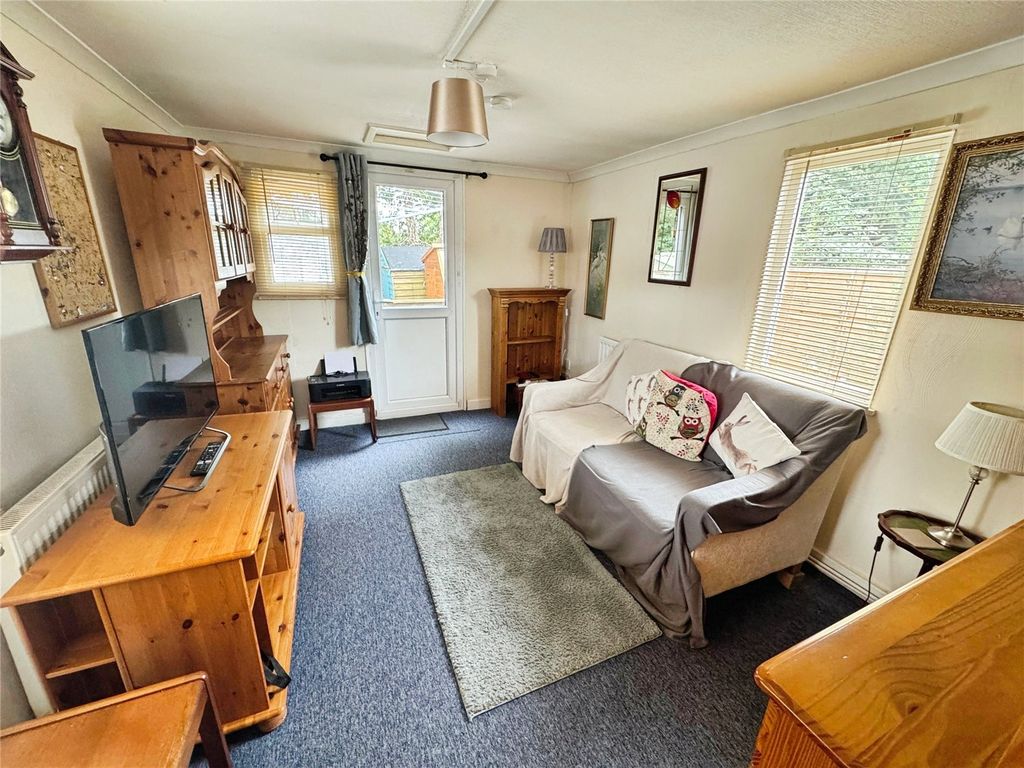 Property photo 3 of 11 Picture No. 07