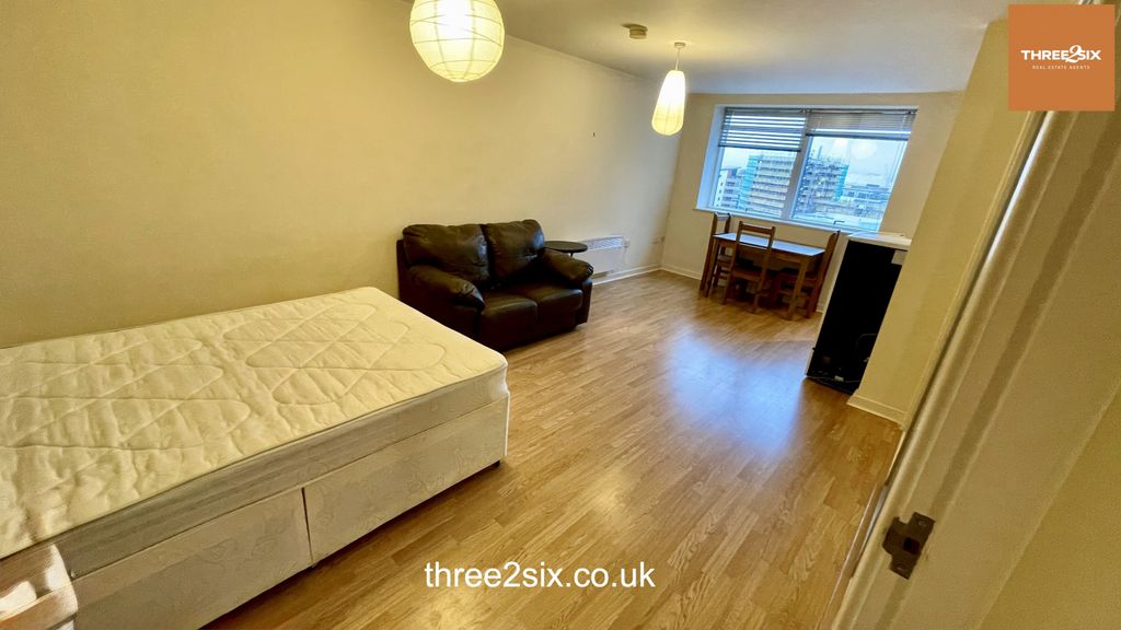 Property photo 1 of 5 Modern Furnished Studio Apartment Â€“ Galilean Development, Birmingham City Centre