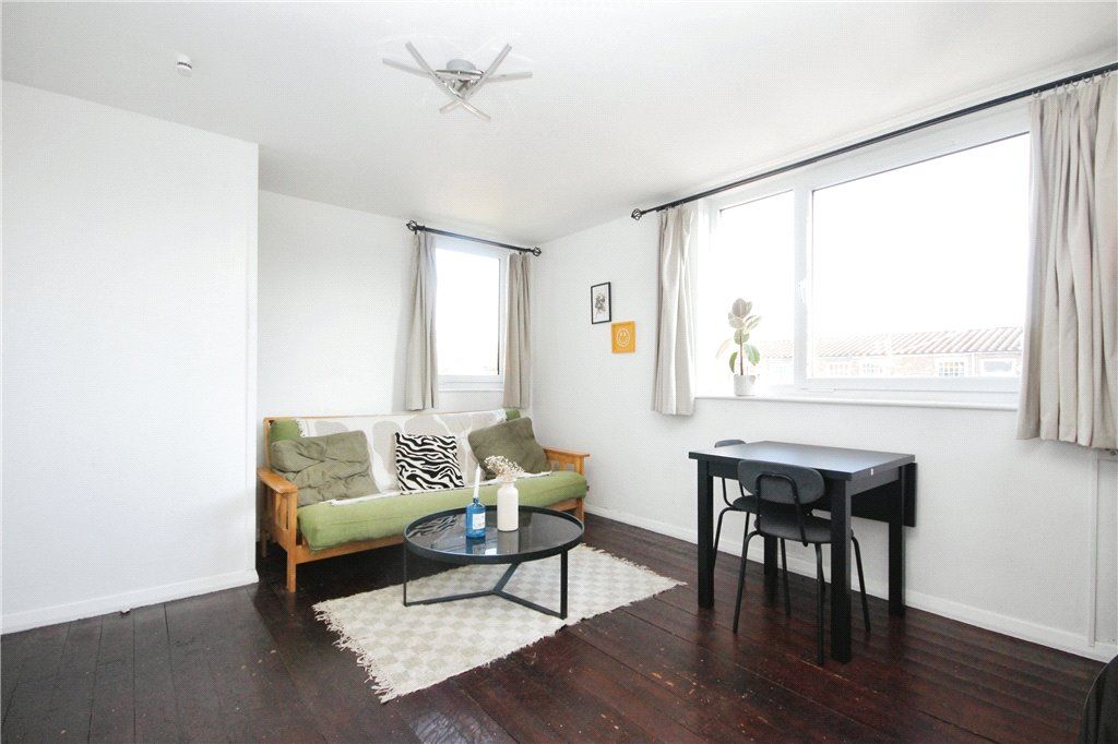 Property photo 2 of 9 Reception Room