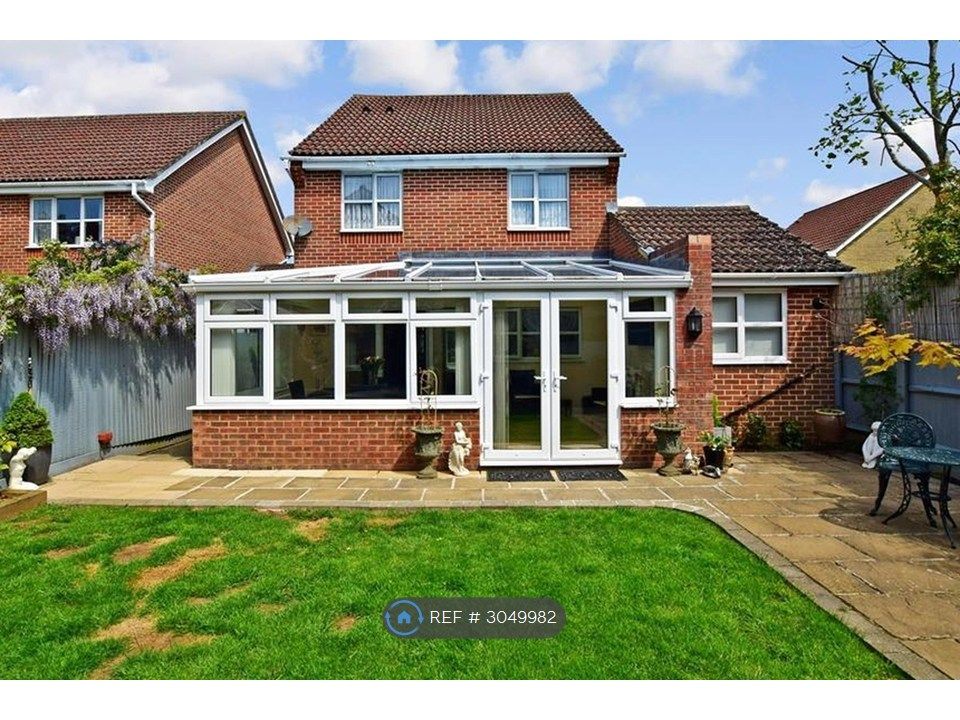 Property photo 1 of 13 Rear Of The House And Garden