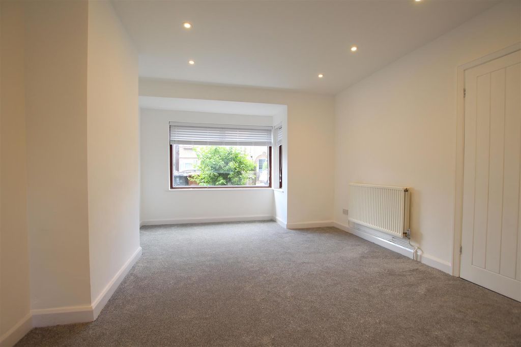 Property photo 2 of 12 Img_1632.Jpg