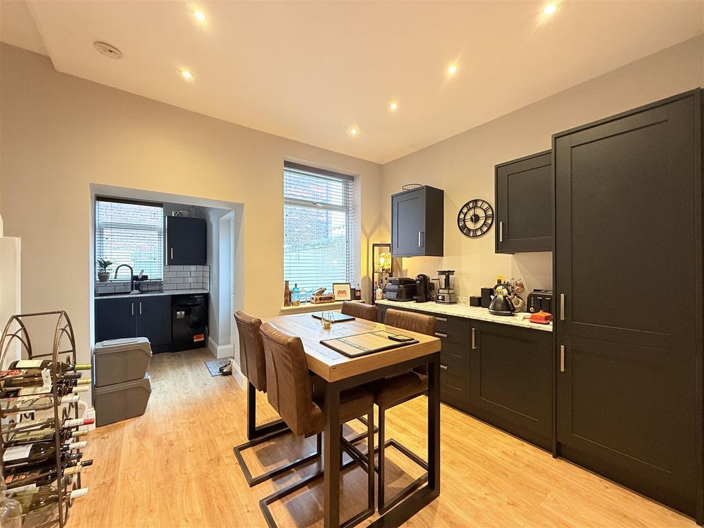 Property photo 3 of 12 Img_2656.Jpeg