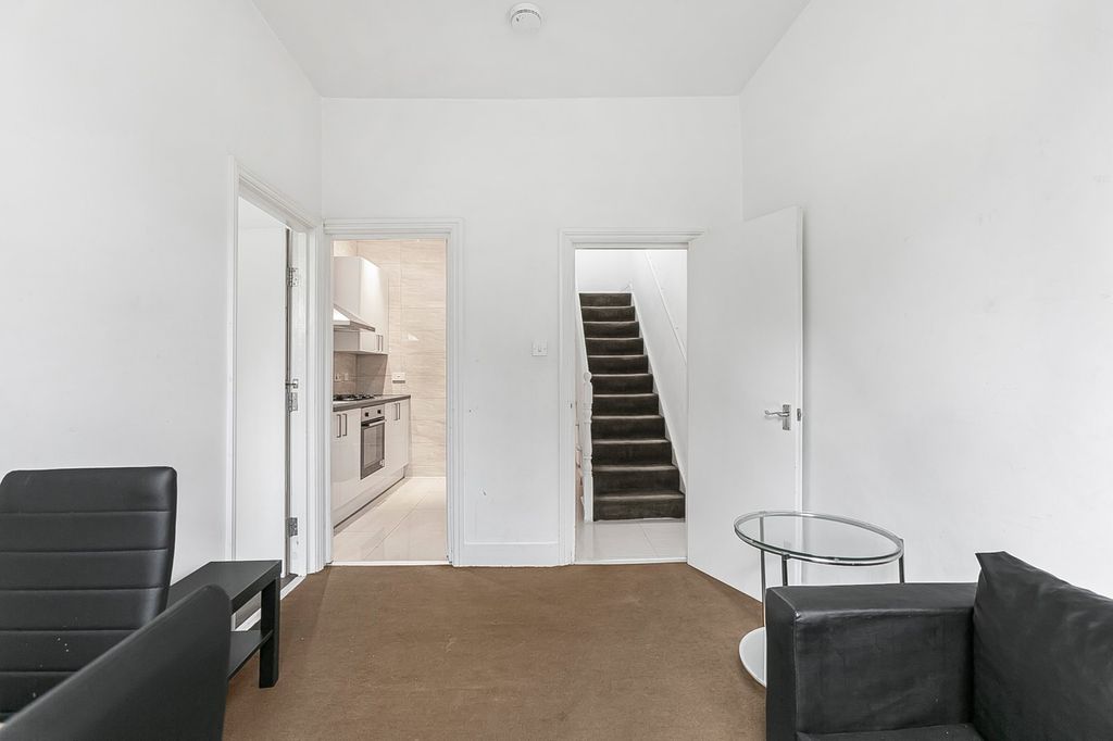 Property photo 3 of 15 Reception Room