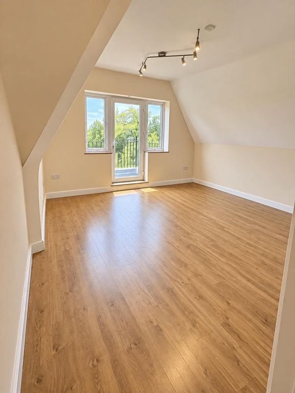 Property photo 2 of 3