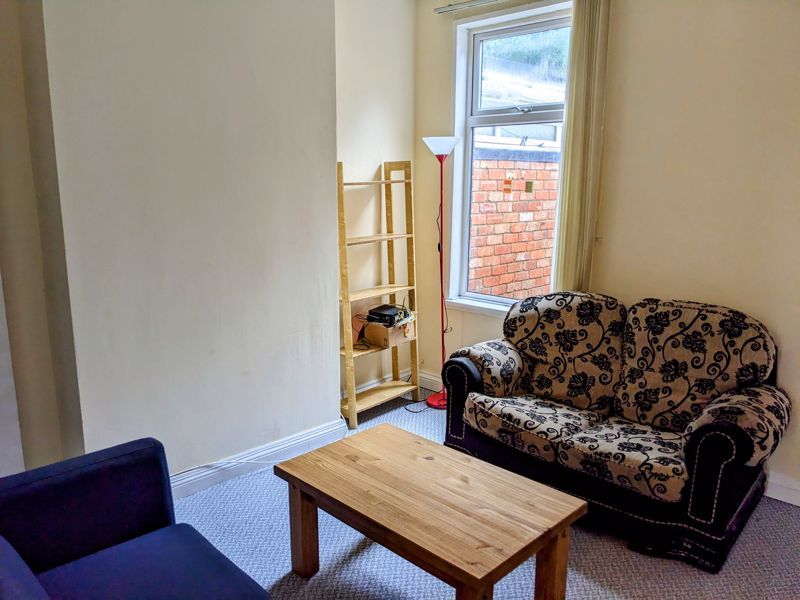 Property photo 3 of 18 Photo 23