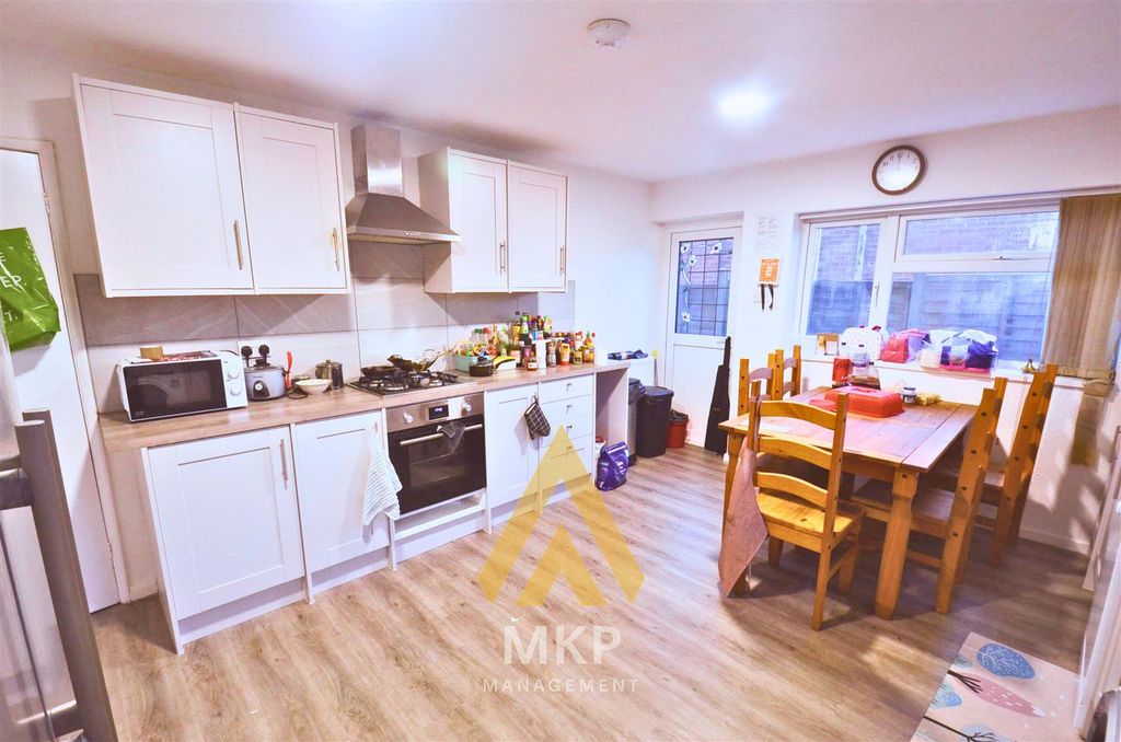 Property photo 2 of 14 3.Png