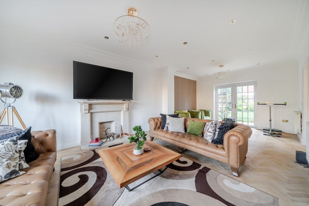 Property photo 3 of 18 1384298-7-6926Dd5...