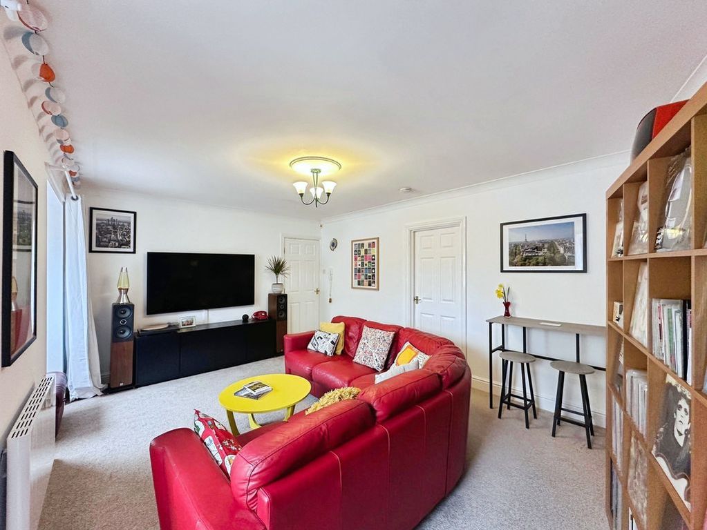 Property photo 3 of 15 Photo 13