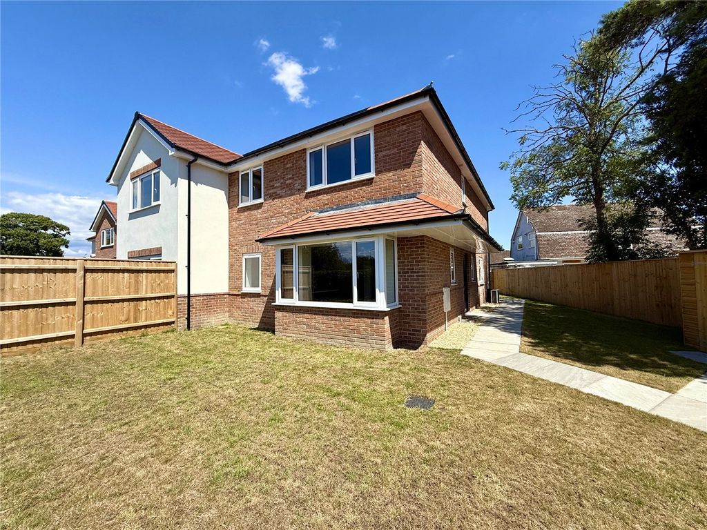 Property photo 1 of 17 Picture No. 51