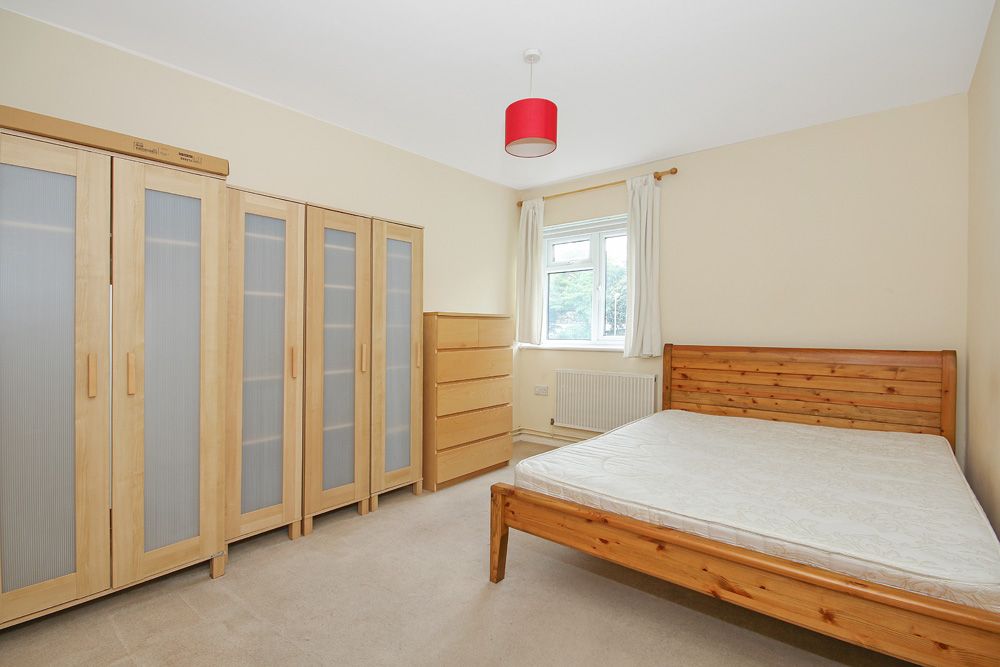 Property photo 3 of 6 Photo 2