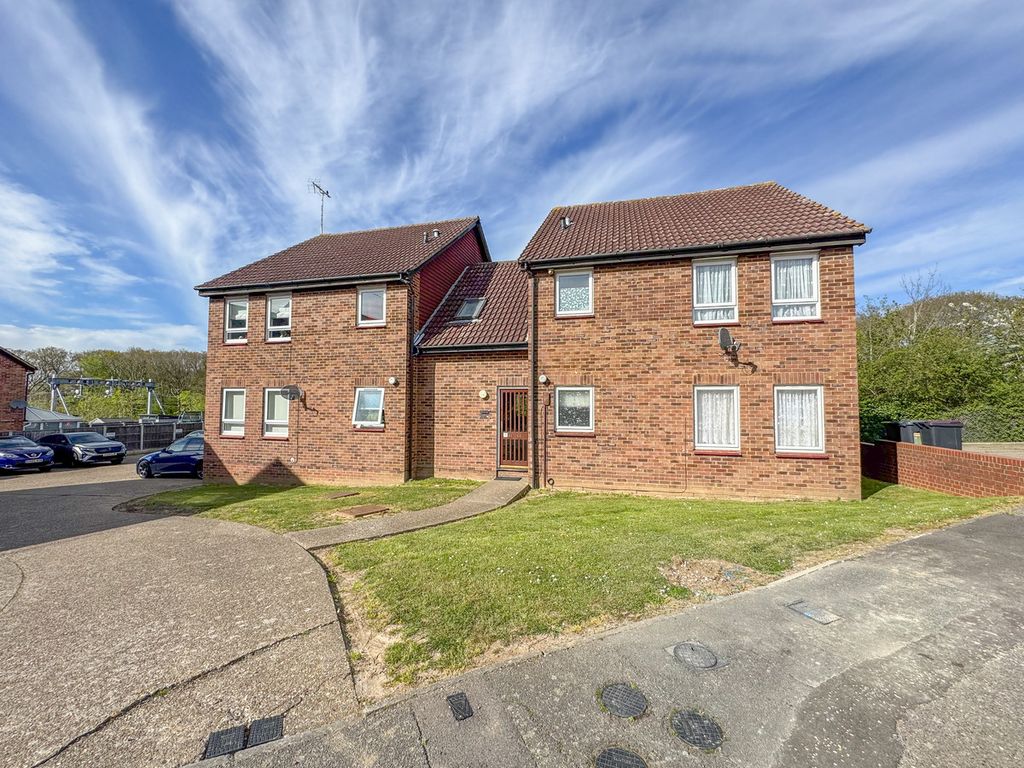 Property photo 1 of 9