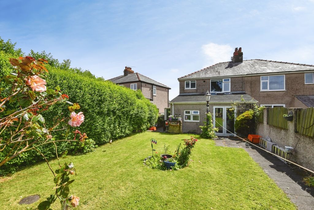 Property photo 2 of 19 Pbox-Img.Jpg