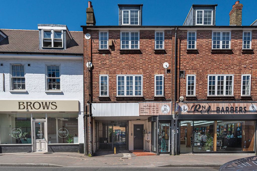 Property photo 2 of 19