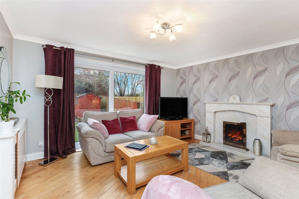 Property photo 2 of 22 Picture No. 06