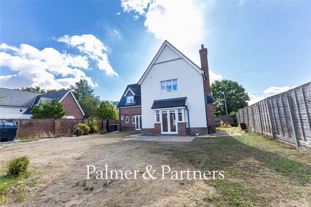 Property photo 3 of 39 Picture No. 07