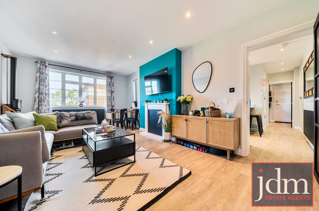 Property photo 1 of 10 E73A2Ac7-B90E-434...