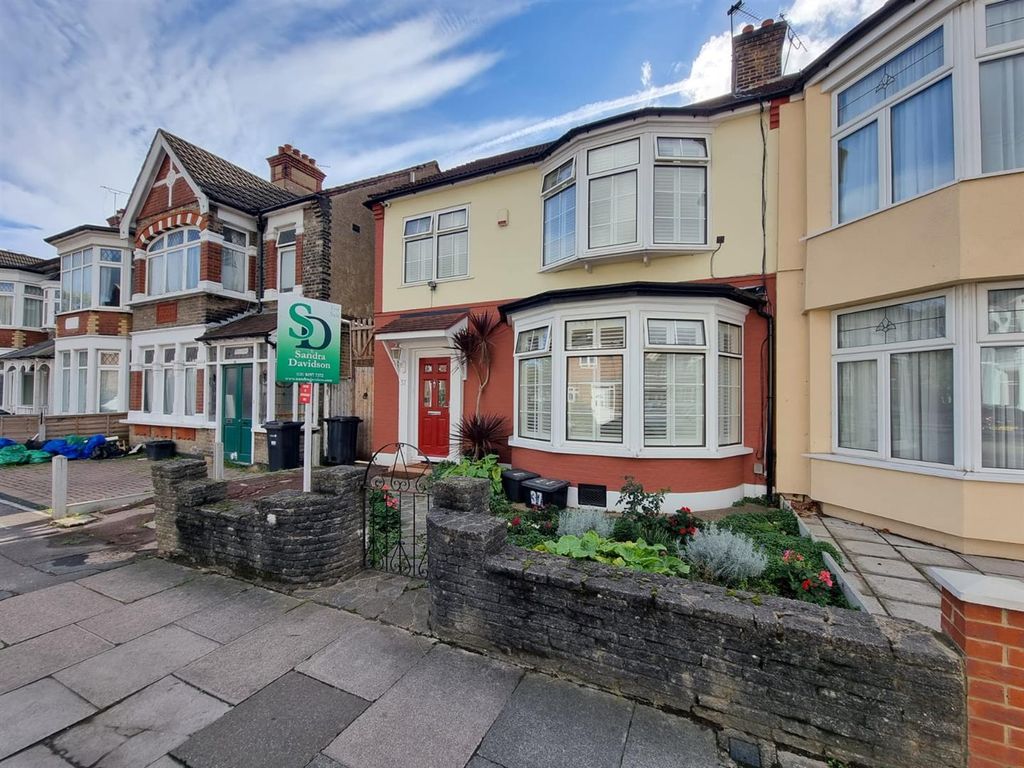 Property photo 1 of 26