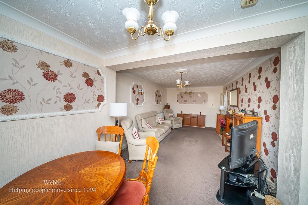 Property photo 3 of 21 Webbs-5.Jpg