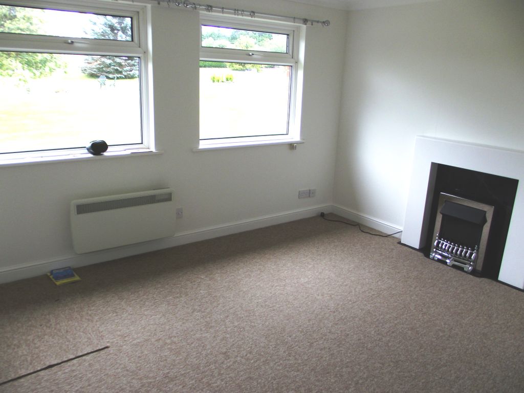 Property photo 2 of 7 Lounge