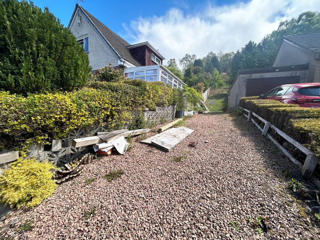 Property photo 2 of 5