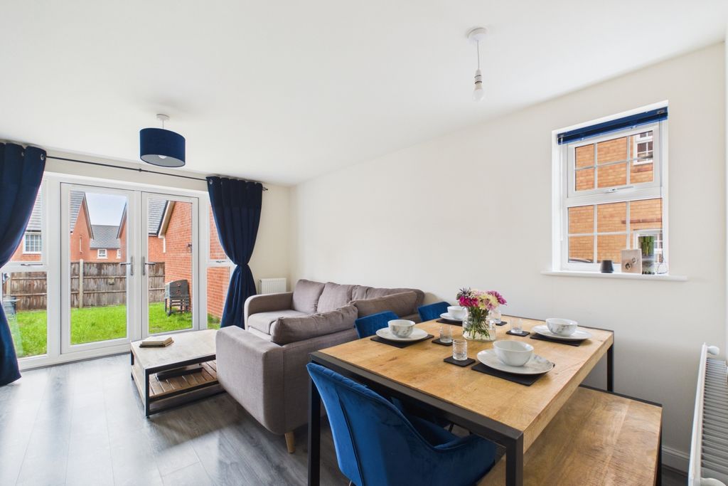 Property photo 2 of 15 Lounge Diner