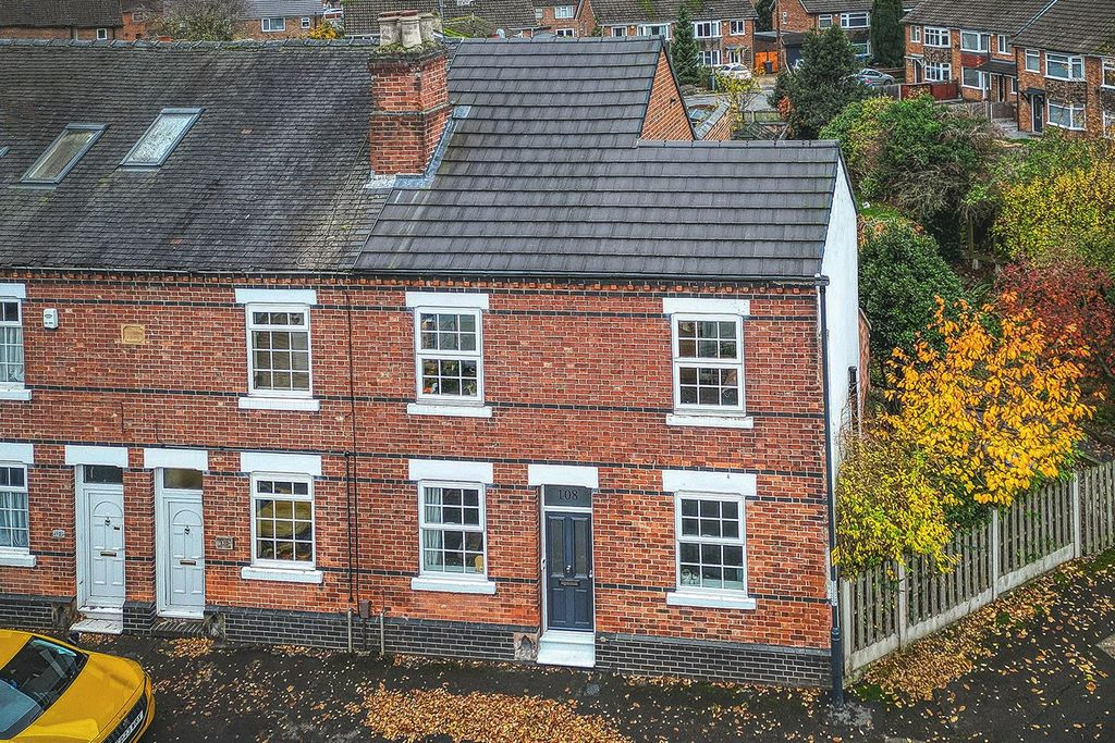 Property photo 1 of 32