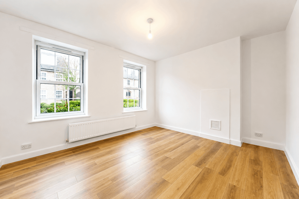 Property photo 2 of 5 Gallery